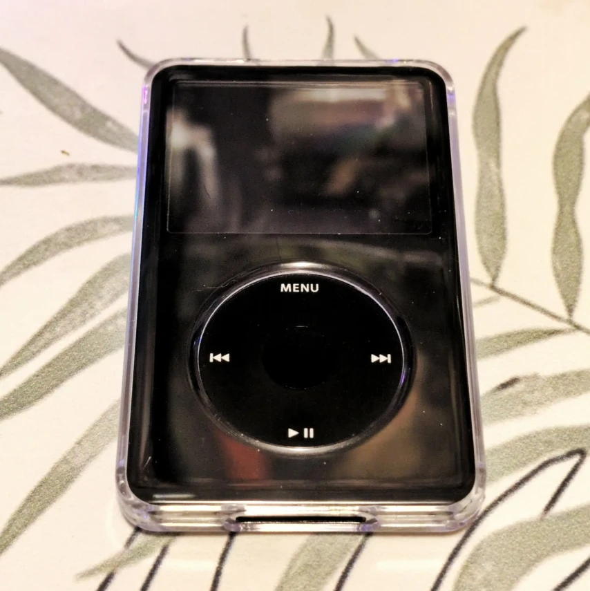 The Old Tech Revival – Ownership vs. The infinite Subscription Model